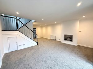 Photo 6- click for photo gallery